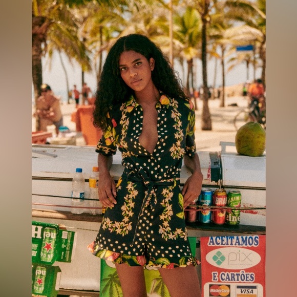 FARM Rio Pants - Farm Rio Floral Print Linen Blend Shorts large new